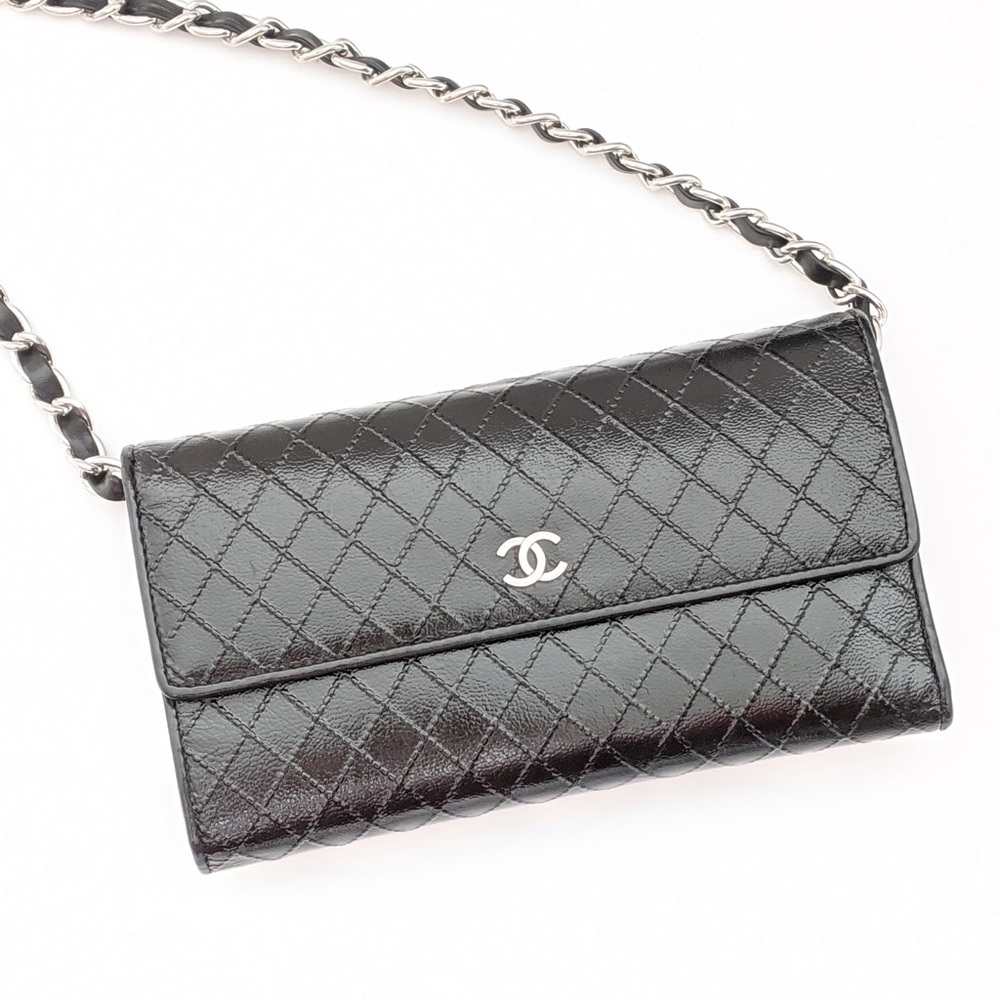 Chanel wallet